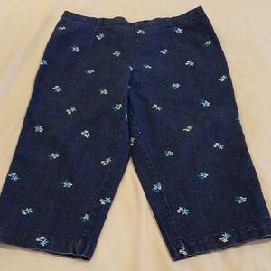 Floral Embroidered Denim Capris